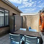 Heerlijke Vakantiehuisjes In Egmond Holiday park *