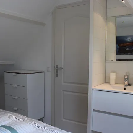 בית נופש Heerlijke Vakantiehuisjes In Egmond אגמונד אן זי