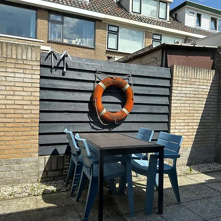Heerlijke Vakantiehuisjes In Egmond *